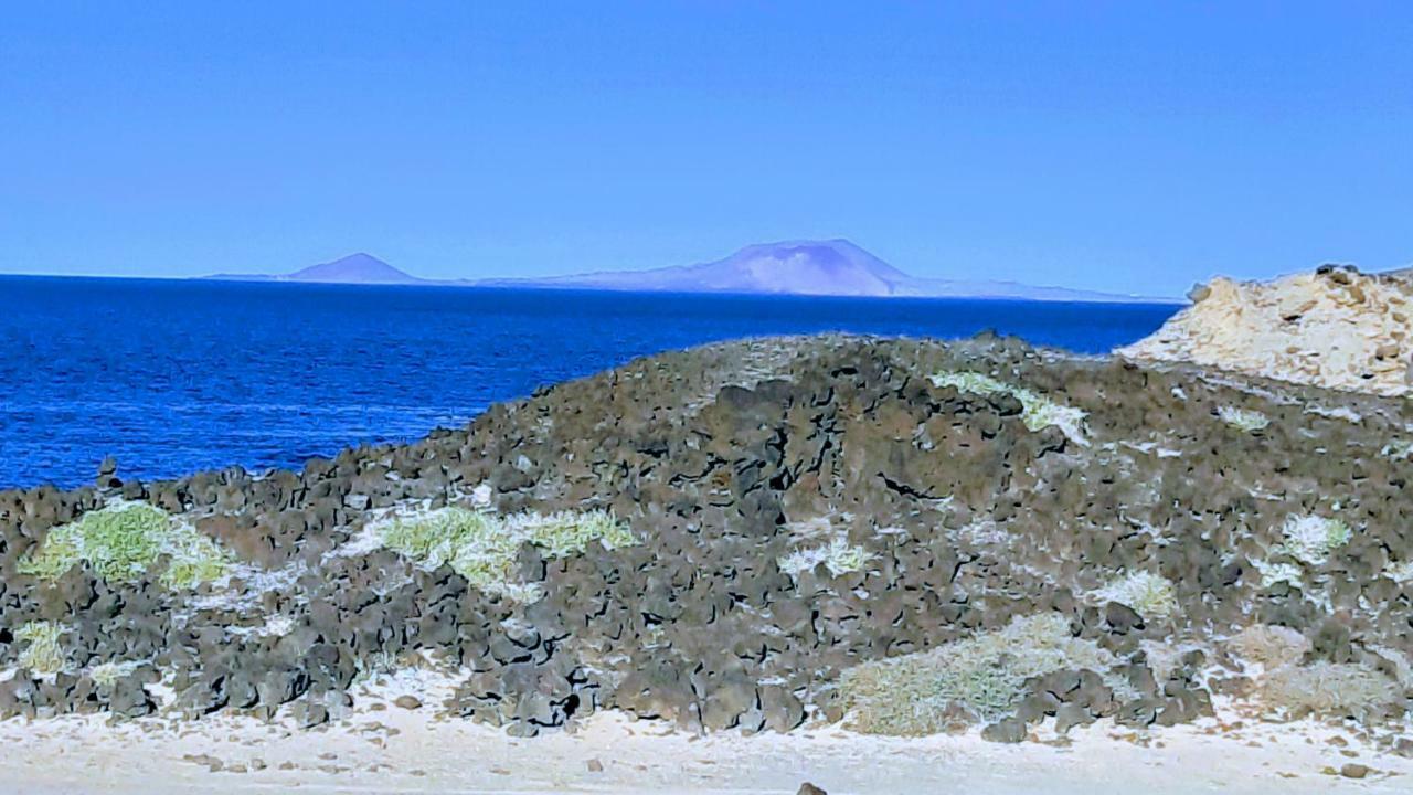 Buda Tinajo Exterior photo